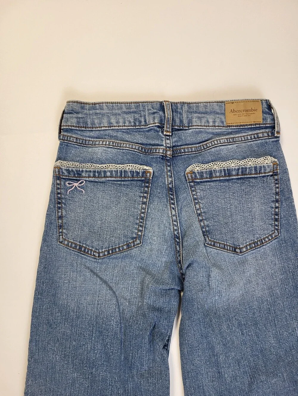 Abercrombie Kids High Rise Wide Leg Jeans Lace Bow Girl's Size 11/12 Adjustable